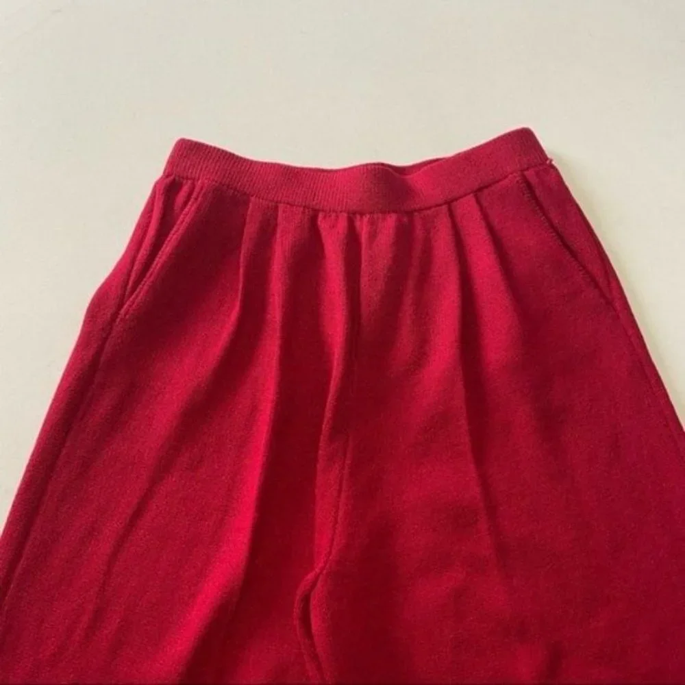 Vintage St. John Collection Santana Knit Red Pleated Pants Women’s Size 6 - Picture 3 of 9